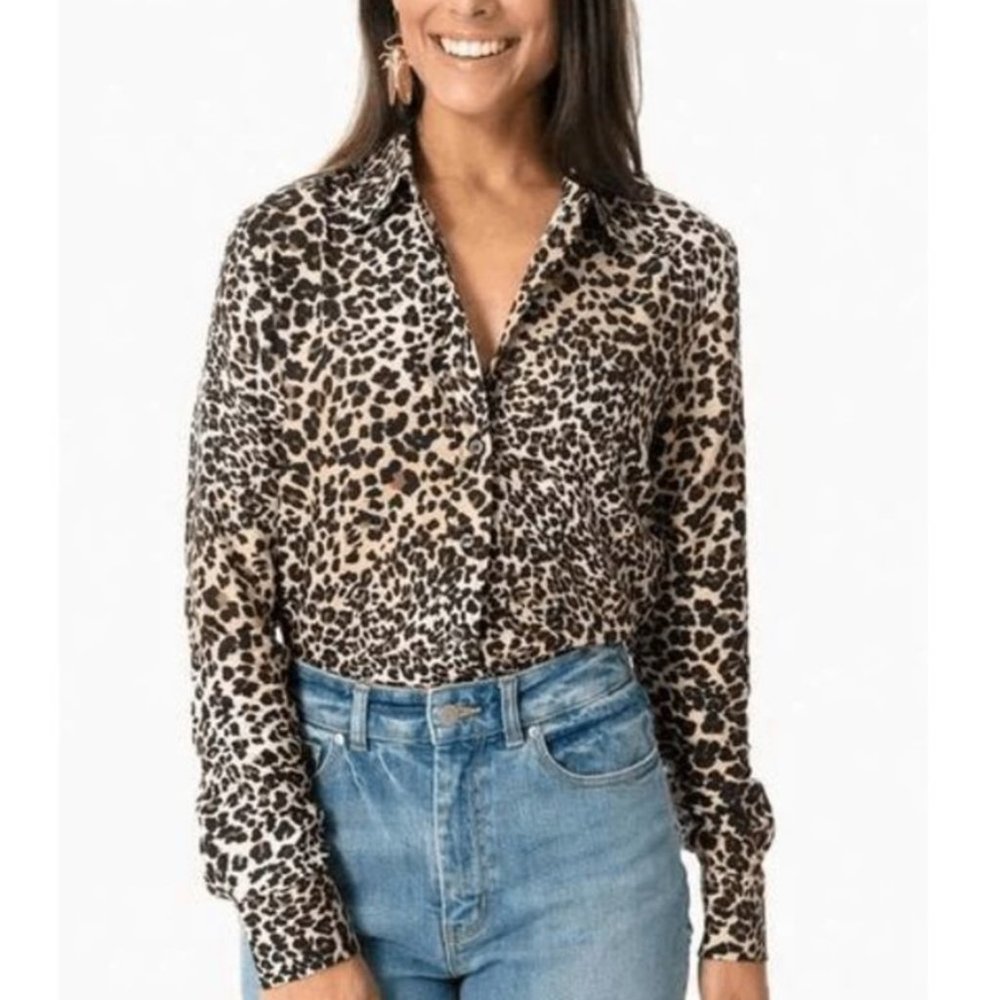 The Shirt by Rochelle Behrens The Signature Shirt in Leopard Animal Print Size M